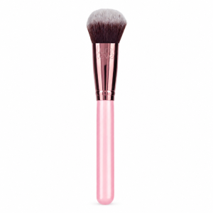 cream blush brush